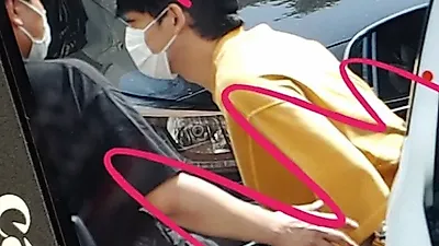 엑소 첸이 팬들로부터 욕 먹고 있는 진짜 이유(+ 근황)