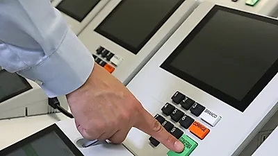 브라질 25일 대선 결선…플라비우 45%·룰라 44% 접전